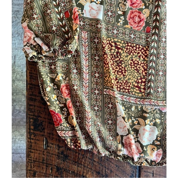 New York & Company floral top size XLarge - Picture 13 of 15